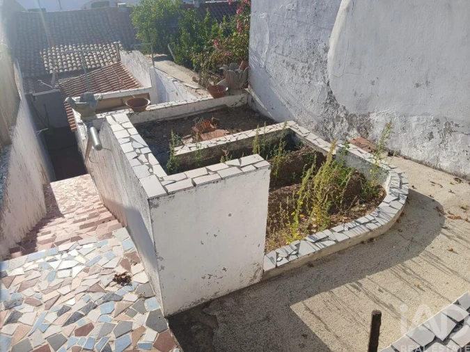 Moradia T2 para Venda em Colos Foto 17
