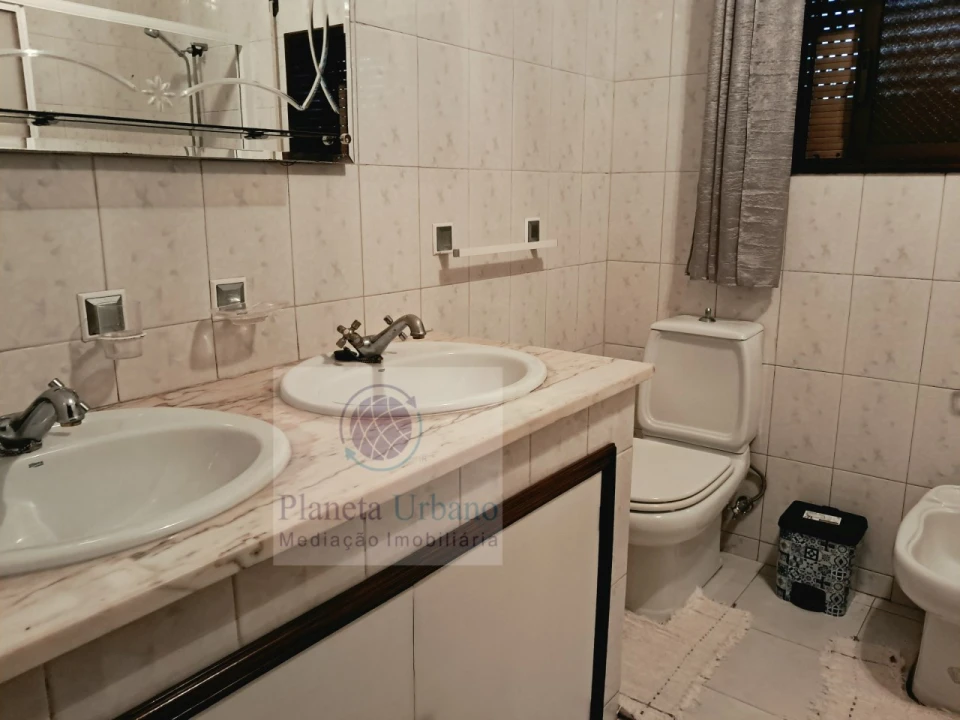 Quarto para Arrendamento em Paredes Foto 2
