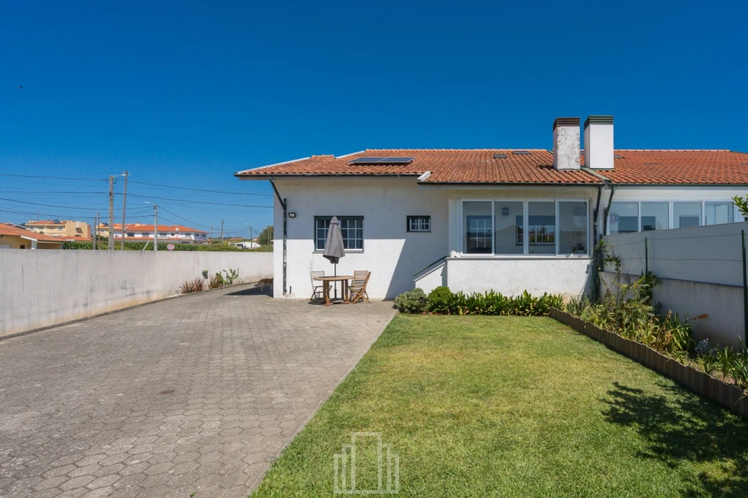 Moradia T3 para Venda em Ovar, São João, Arada e São Vicente de Pereira Jusã Foto 6