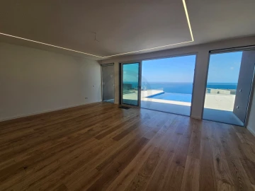 Moradia T3 para Venda em São Martinho