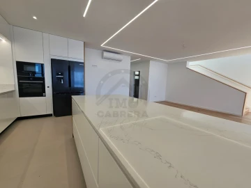 Moradia T3 para Venda em São Martinho