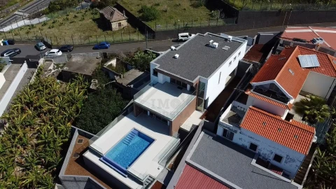 Moradia T3 para Venda em São Martinho
