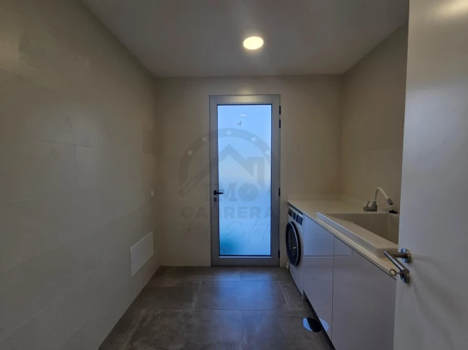 Moradia T3 para Venda em São Martinho Foto 16