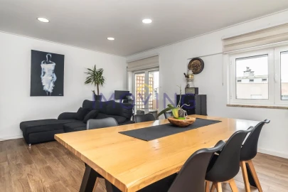 Apartamento T3 para Venda em Alto do Seixalinho, Santo André e Verderena