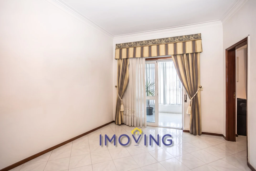 Apartamento T2 para Venda em Baixa da Banheira e Vale da Amoreira Foto 3