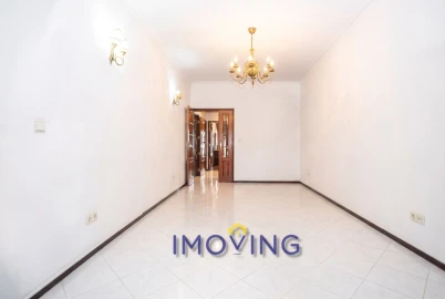 Apartamento T2 para Venda em Baixa da Banheira e Vale da Amoreira