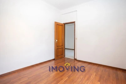 Apartamento T2 para Venda em Baixa da Banheira e Vale da Amoreira