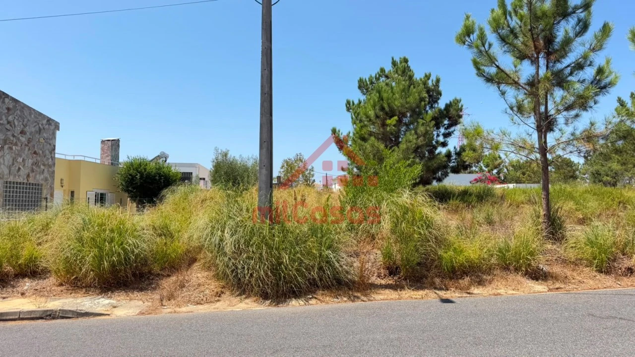 Terreno para Venda em Corroios Foto 17