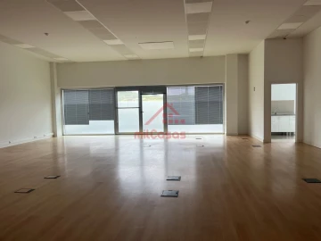 Escritório para Arrendamento em A dos Cunhados e Maceira
