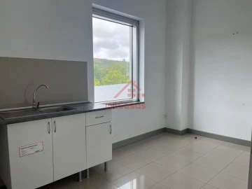 Escritório para Arrendamento em A dos Cunhados e Maceira