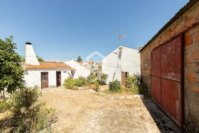Quinta T1 para Venda em Vila Nova da Baronia