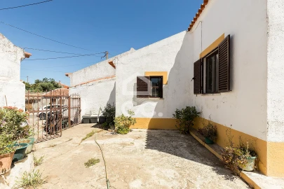 Quinta T1 para Venda em Vila Nova da Baronia