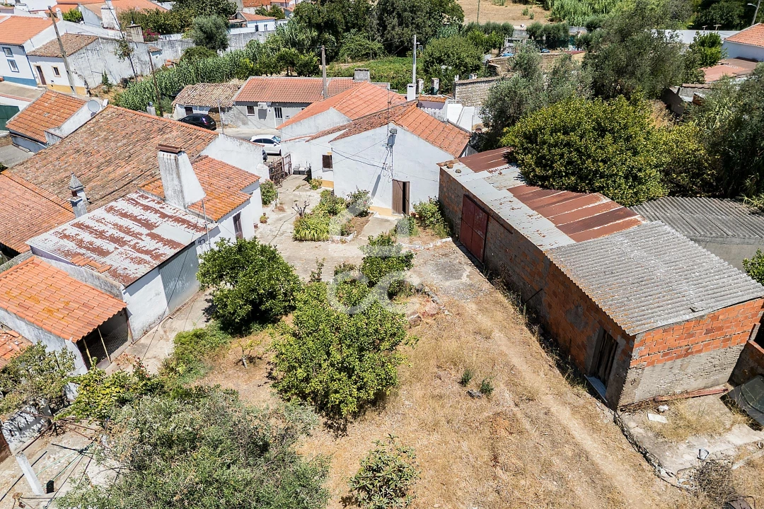Quinta T1 para Venda em Vila Nova da Baronia Foto 3