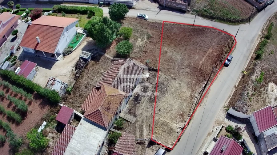 Terreno para Venda em Carvalhal Foto 2