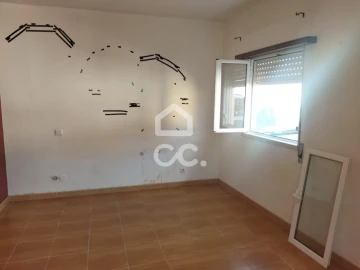 Moradia T2 para Venda em Vieira de Leiria