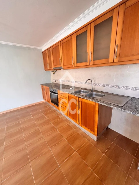 Moradia T2 para Venda em Vieira de Leiria