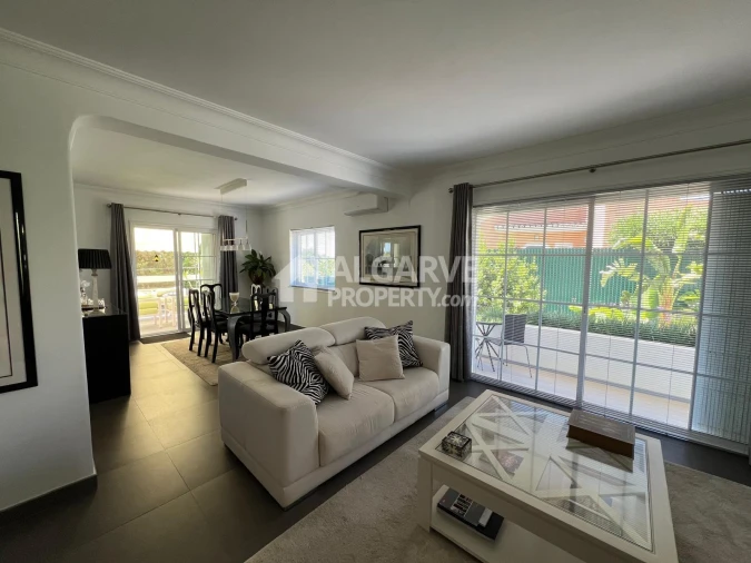 Moradia T3 para Venda em Boliqueime Foto 4
