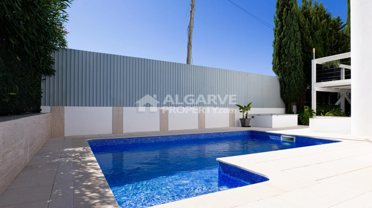 Moradia T3 para Venda em Boliqueime Foto 48