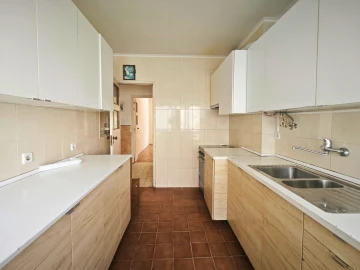 Apartamento T3 para Venda em Venteira