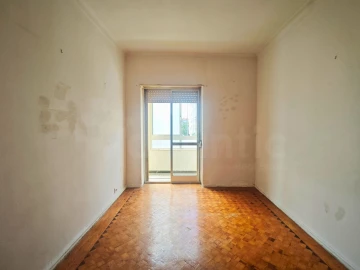 Apartamento T3 para Venda em Venteira