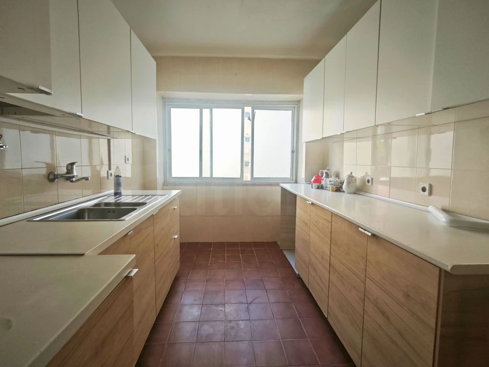 Apartamento T3 para Venda em Venteira Foto 5