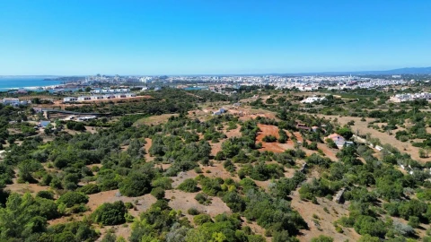 Terreno para Venda em Ferragudo