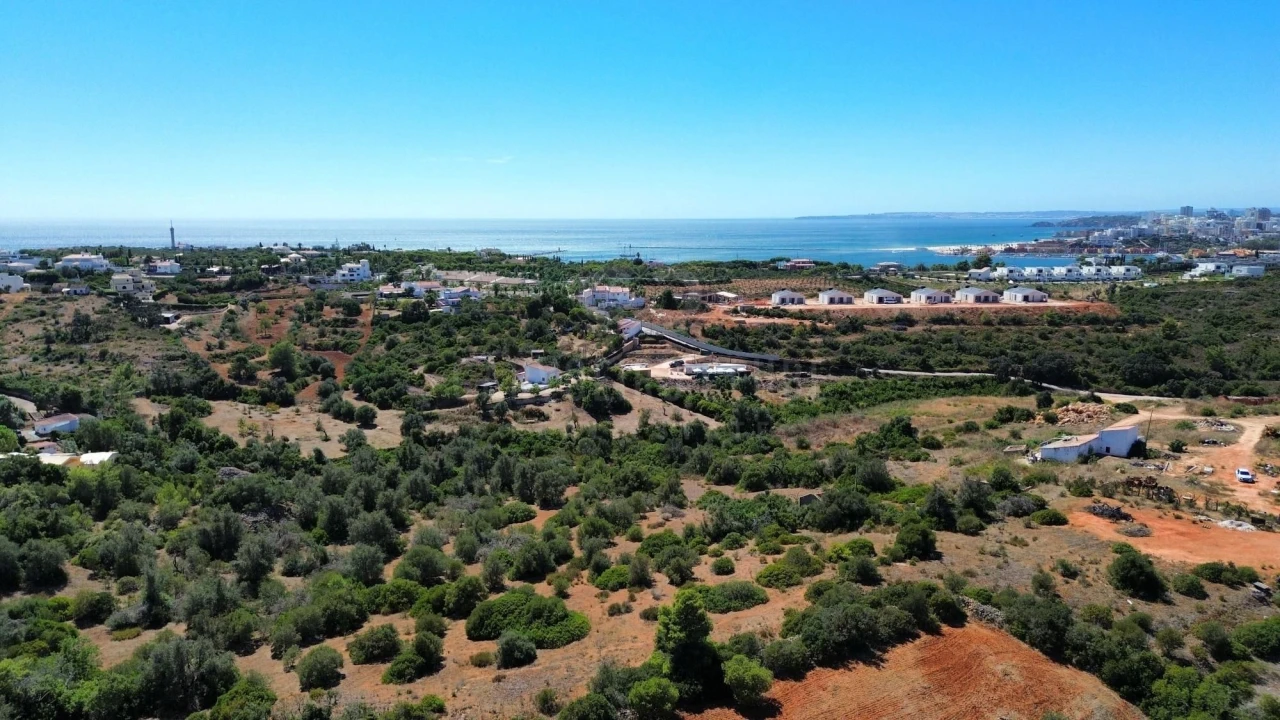 Terreno para Venda em Ferragudo Foto 4