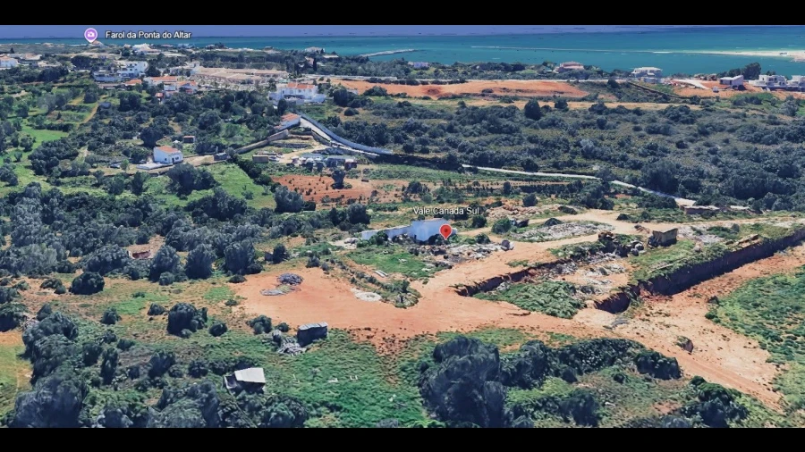 Terreno para Venda em Ferragudo