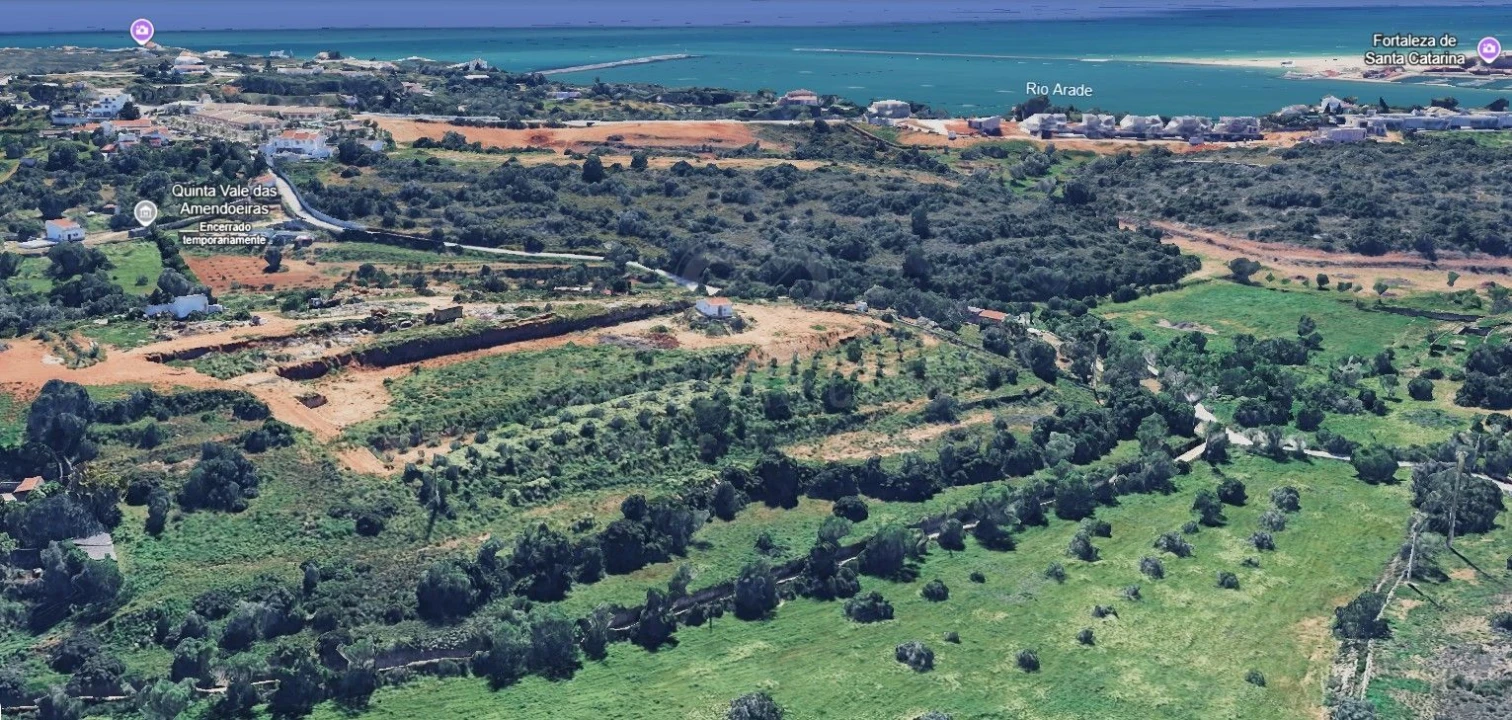 Terreno para Venda em Ferragudo Foto 1