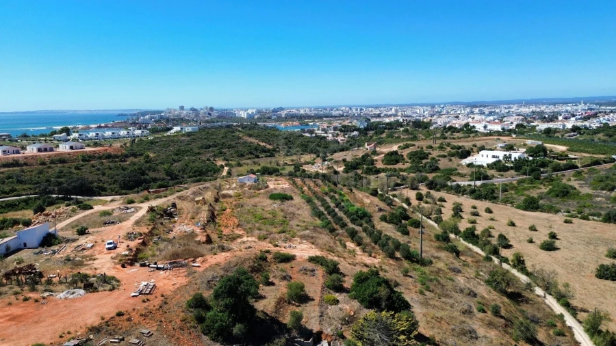Terreno para Venda em Ferragudo