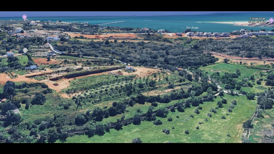 Terreno para Venda em Ferragudo