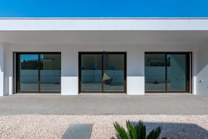 Moradia T3 para Venda em Mexilhoeira Grande