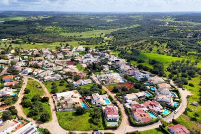 Moradia T3 para Venda em Mexilhoeira Grande
