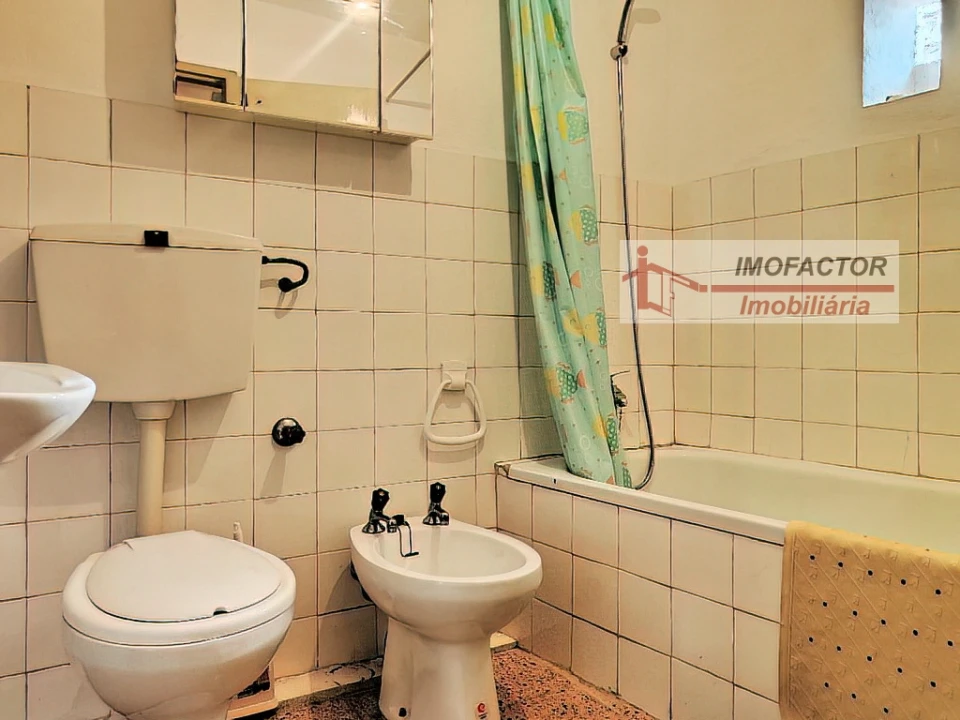 Moradia T3 para Venda em Perais Foto 22