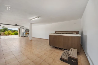 Moradia T4 para Venda em Lagos (São Sebastião e Santa Maria)