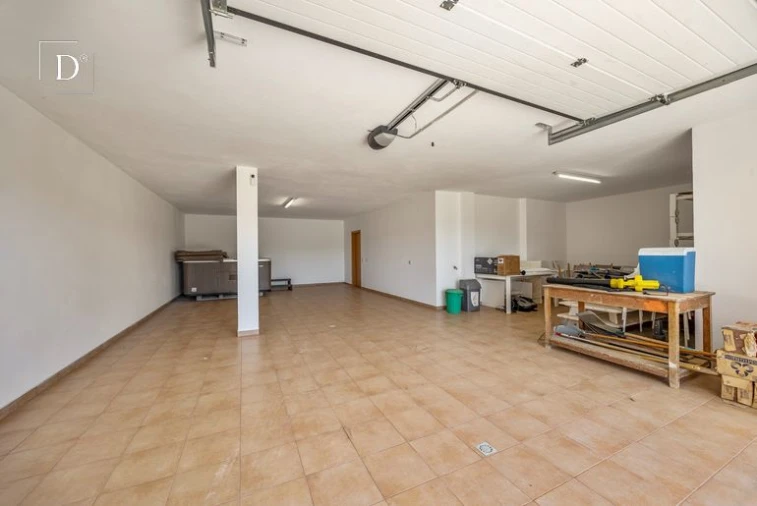 Moradia T4 para Venda em Lagos (São Sebastião e Santa Maria) Foto 39