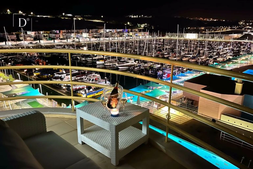 Apartamento T2 para Venda em Albufeira e Olhos de Água Foto 8