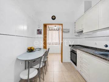 Apartamento T2 para Venda em Caniço