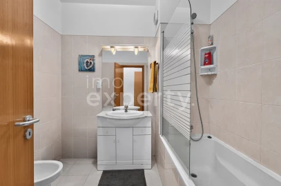 Apartamento T2 para Venda em Caniço