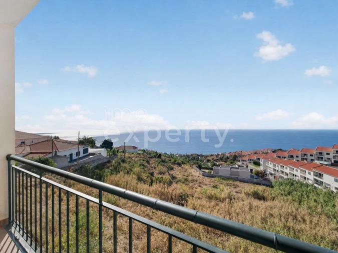 Apartamento T2 para Venda em Caniço Foto 12