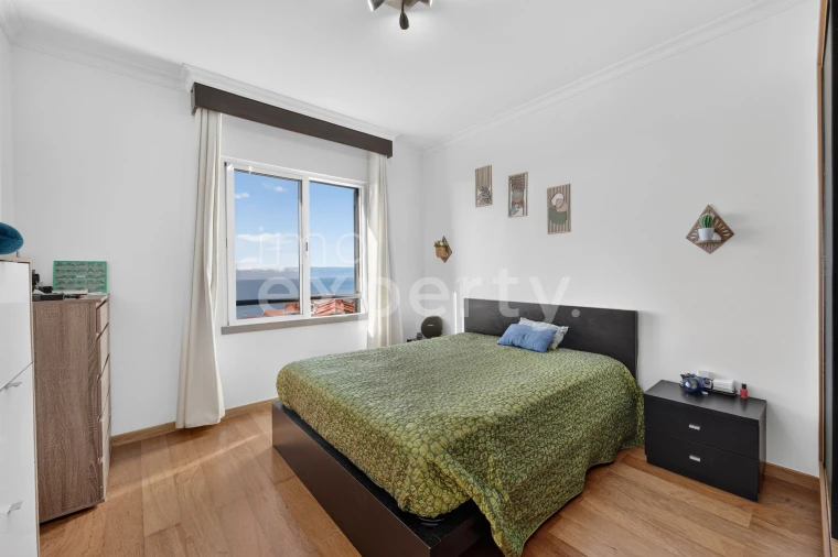 Apartamento T2 para Venda em Caniço Foto 16