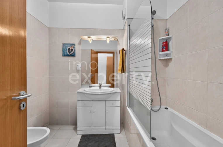 Apartamento T2 para Venda em Caniço Foto 20