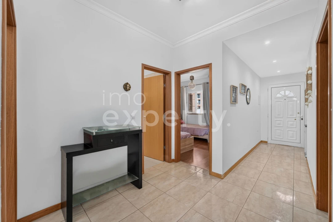 Apartamento T2 para Venda em Caniço Foto 20