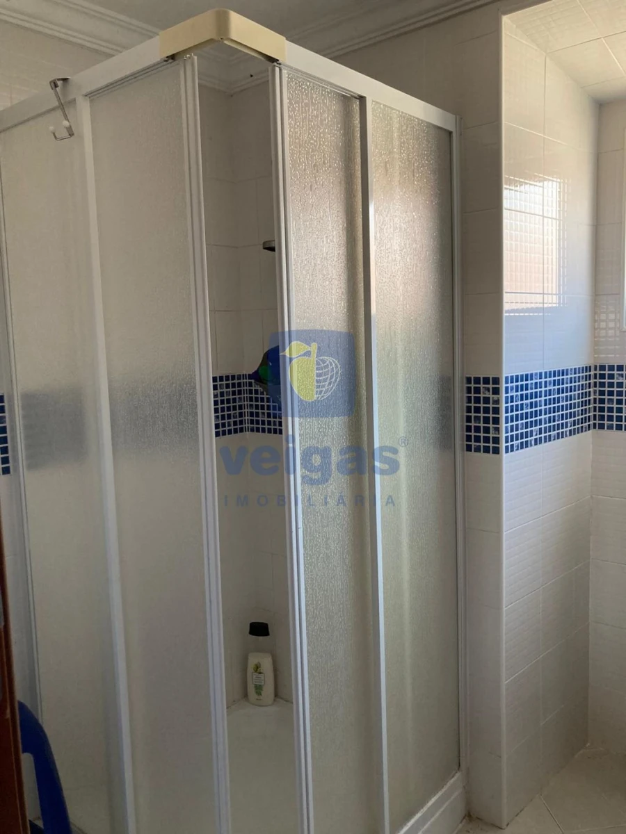 Moradia T3 para Venda em Alvorninha Foto 13