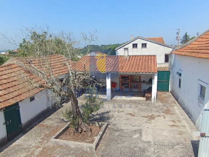 Moradia T3 para Venda em Alvorninha Foto 28