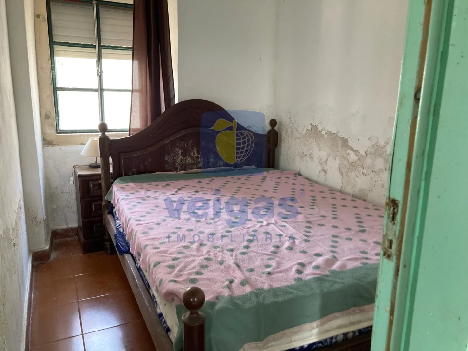 Moradia T3 para Venda em Alvorninha Foto 11