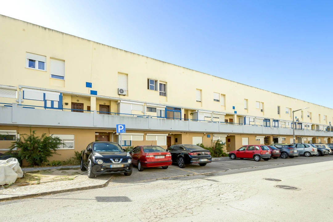 Apartamento T3 para Venda em Alverca do Ribatejo e Sobralinho Foto 1