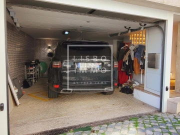 Moradia T5 para Venda em Estrela