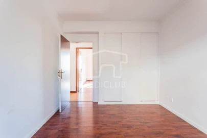 Apartamento T2 para Venda em Caniço