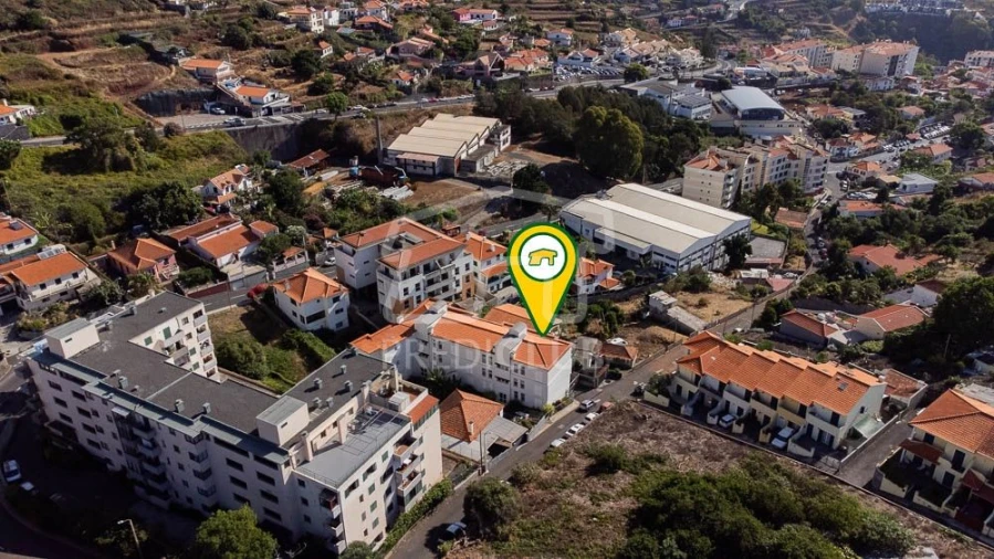 Apartamento T2 para Venda em Caniço Foto 21